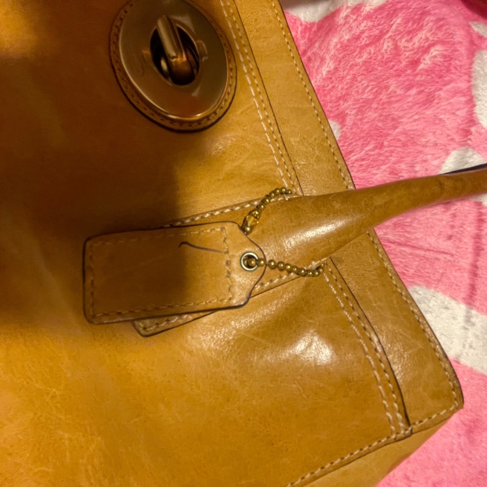 COACH 1941
Leather Handle Bag - Picture 9 of 16